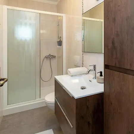 Alba With Jacuzzi And Sea View Villa *