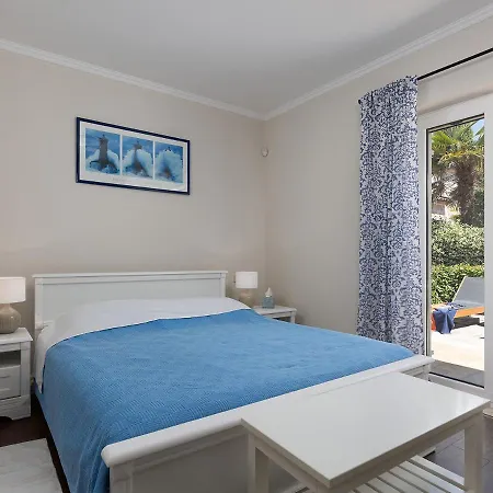 Villa Alba With Jacuzzi And Sea View *